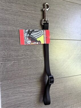 Black Nylon Dog Seatbelt Leash with Metal Clip